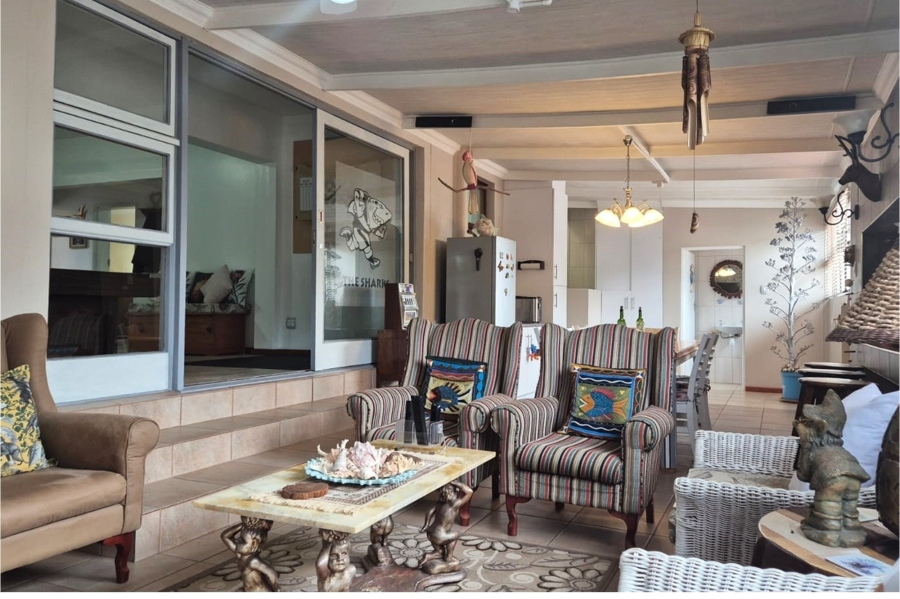 4 Bedroom Property for Sale in Stilbaai Wes Western Cape
